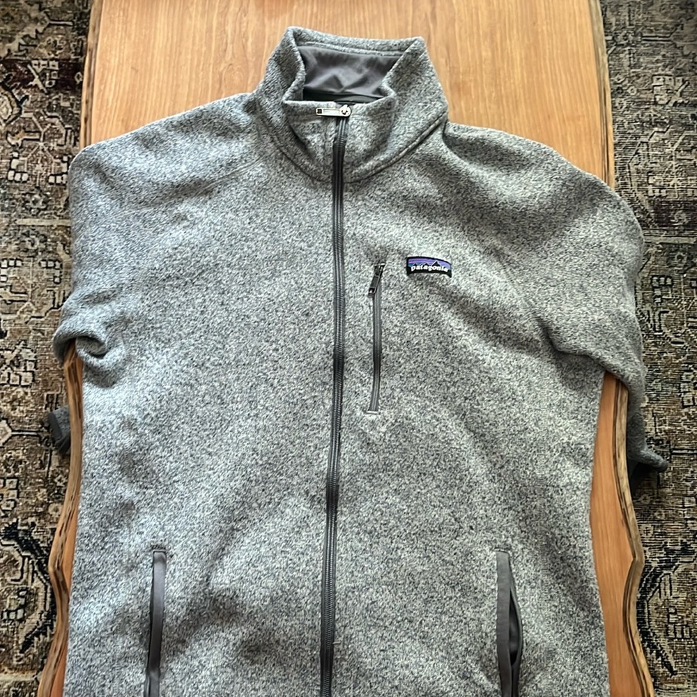 Patagonia Men’s Gray Full zip fleece